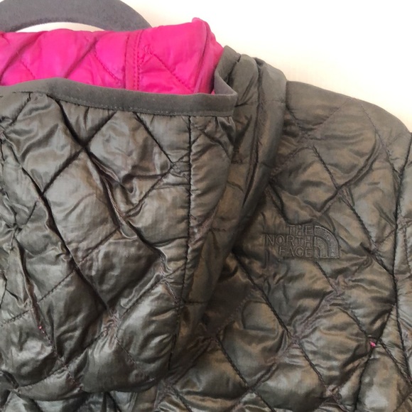 Northface Thermoball Long Jacket Brown/Green - Picture 9 of 16